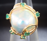 Золотое кольцо с жемчужиной барокко 34,98 карат и изумрудами Золото