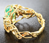 Золотое кольцо с уральским изумрудом 2,94 карат и бриллиантами Золото