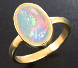 Золотое кольцо с кристаллическим эфиопским опалом Золото