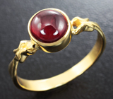 Золотое кольцо с кабошоном рубина 2,33 карат Золото