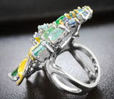 Крупное серебряное кольцо с изумрудами, голубыми топазами, танзанитами и цирконом Серебро 925
