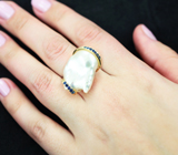 Золотое кольцо с крупной жемчужиной барокко 32,95 карат и синими сапфирами! Исключительный люстр Золото