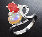 Прелестное серебряное кольцо с кристаллическим опалом и сапфиром падпараджа Серебро 925