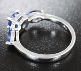 Прелестное серебряное кольцо с танзанитами Серебро 925