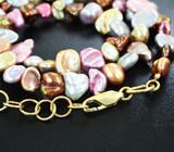 Золотое ожерелье с разноцветным жемчугом барокко Золото