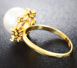Золотое кольцо с морской жемчужиной 8,3 карата и лейкосапфирами Золото