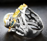 Серебряное кольцо с жемчужиной барокко, гелиодорами, насыщенно-синим топазом и оранжевыми сапфирами Серебро 925