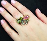 Серебряное кольцо с сапфиром, диопсидами и перидотами