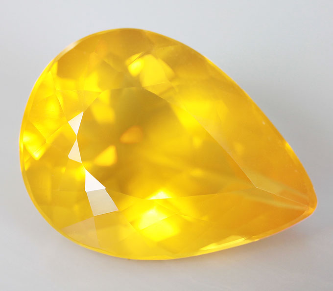 Ограненный мексиканский опал 5,85 карат