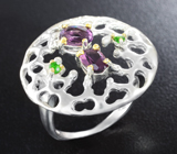 Серебряное кольцо с аметистами и цаворитами