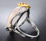 Серебряное кольцо с розовым кварцем, танзанитами и мозамбикскими гранатами Серебро 925
