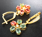 Золотые серьги с яркими разноцветными сапфирами 5,36 карат и бриллиантами Золото