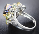 Серебряное кольцо с кристаллами висмута, пренитом, изумрудом и бериллами Серебро 925