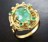 Золотое кольцо с уральскими изумрудами 5,08 карата и бриллиантами Золото