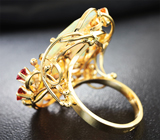 Золотое кольцо с кристаллическими эфиопскими опалами авторской огранки топовых характеристик 5,34 карата и сапфирами Золото