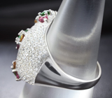 Эффектное серебряное кольцо с диопсидами и разноцветными турмалинами Серебро 925