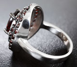 Великолепное серебряное кольцо с мозамбикскими гранатами Серебро 925