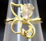 Золотое кольцо с уральским александритом 0,94 карата и бриллиантом Золото