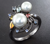 Изысканное серебряное кольцо с жемчугом и разноцветными сапфирами Серебро 925