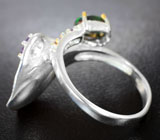 Серебряное кольцо с кристаллическим черным опалом и аметистами Серебро 925