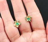 Золотые пусеты с уральскими изумрудами 0,35 карата Золото