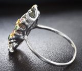 Серебряное кольцо с кабошоном полихромного турмалина 3,8 карата, розовыми сапфирами и цаворитами