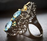 Серебряное кольцо с голубыми топазами, родолитом и мозамбикскими гранатами, хризопразом и цитринами