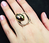 Серебряное кольцо с цветной жемчужиной 32,12 карата, танзанитами, синими сапфирами и изумрудами Серебро 925