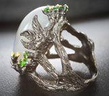 Серебряное кольцо с халцедоном 30+ карат и диопсидами Серебро 925