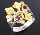 Серебряное кольцо с родолитами и розовыми сапфирами