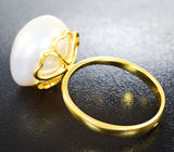 Золотое кольцо с крупной морской жемчужиной уникальной формы 16,73 карата! Исключительный люстр Золото