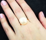 Золотое кольцо с крупной морской жемчужиной уникальной формы 16,73 карата! Исключительный люстр Золото