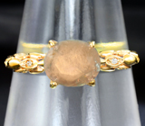 Золотое кольцо с уральским александритом 2,32 карата и бриллиантами Золото