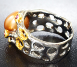 Серебряное кольцо с цветной жемчужиной барокко 8,21 карата и родолитами Серебро 925