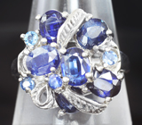 Замечательное серебряное кольцо с синими и голубыми сапфирами Серебро 925
