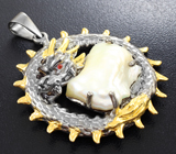 Серебряный кулон «Дракон» с жемчужиной барокко 23,34 карата и сапфиром Серебро 925