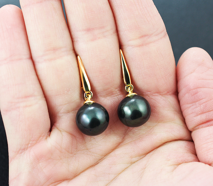 Золотые серьги с крупным черным морским жемчугом 23,94 карата ...