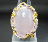 Серебряное кольцо с розовым кварцем 32,5 карата и родолитами Серебро 925