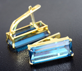 Золотые серьги с чистейшими насыщенно-голубыми топазами стального оттенка 12,18 карата Золото