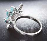 Замечательное серебряное кольцо с голубыми цирконами Серебро 925