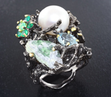 Серебряное кольцо с жемчужиной, необработанным апатитом, голубым топазом и хризопразом