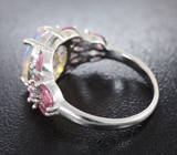 Серебряное кольцо с ограненным эфиопским опалом и розовыми турмалинами Серебро 925