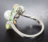Чудесное серебряное кольцо с жемчугом, кристаллическими эфиопскими опалами и диопсидами Серебро 925