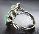 Серебряное кольцо с пренитом 8,16 карата и синими сапфирами