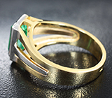 Кольцо с уральским изумрудом 1,66 карата Золото