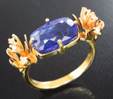Золотое кольцо с роскошным бархатисто-синим танзанитом 4,47 карата и бриллиантами Золото