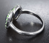 Серебряное кольцо со звездчатыми сапфирами 5,02 карата и цаворитами Серебро 925