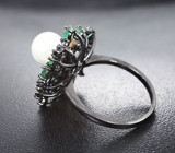 Черненое серебряное кольцо с жемчугом, изумрудами и сапфирами Серебро 925