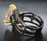 Серебряное кольцо с рутиловым кварцем, диопсидами и родолитами