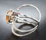 Серебряное кольцо с гессонитом гранатом 3,92 карата и сапфирами Серебро 925